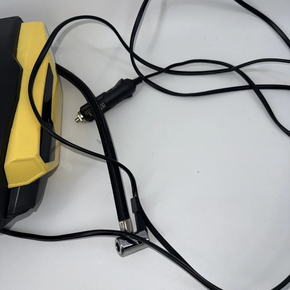 VacLife Air Compressor Tire Inflator | 12V DC‎ | Yellow (VL701) TESTED & WORKING